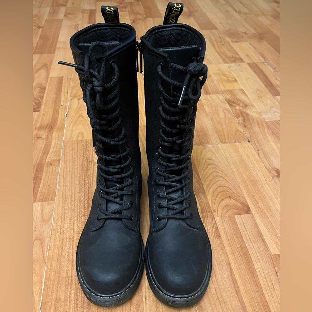 SOLD Doc Marten Lace up boots